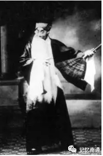 7_如东人王鸿寿在《扫松下书》中饰张广才.webp.jpg 7_如东人王鸿寿在《扫松下书》中饰张广才.webp.jpg