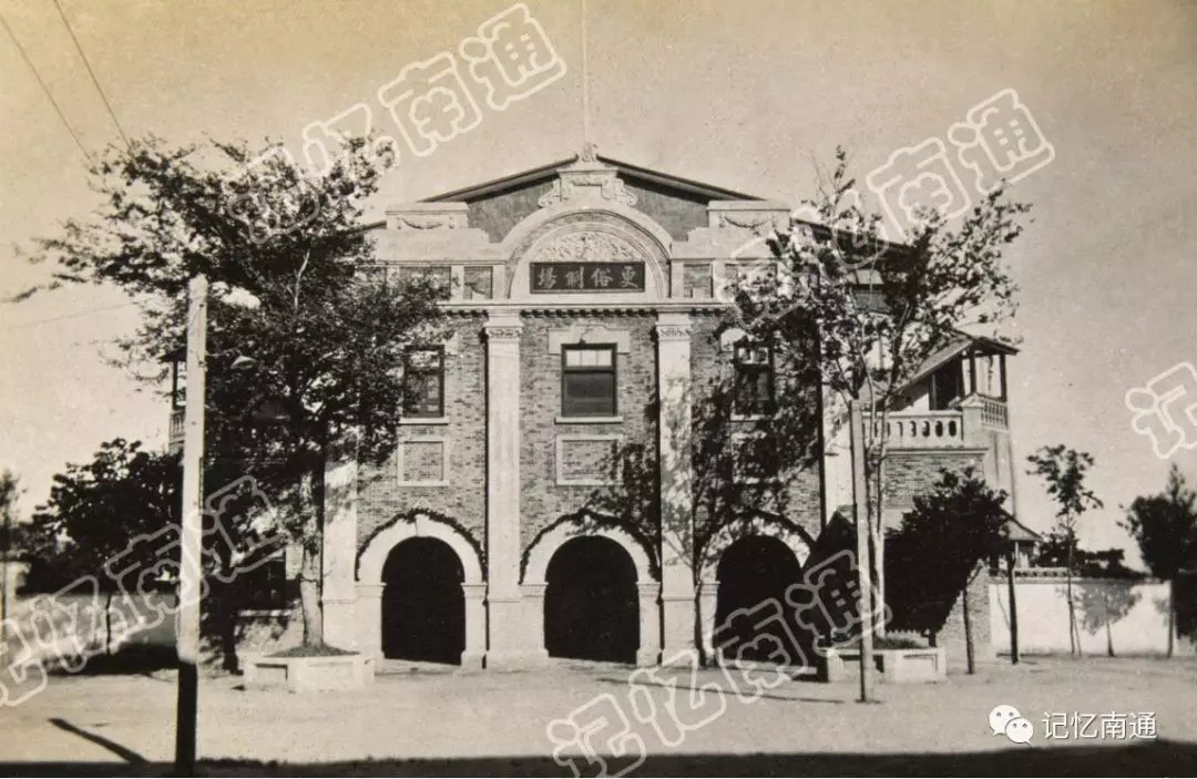 4更俗剧场.webp.jpg 4更俗剧场.webp.jpg